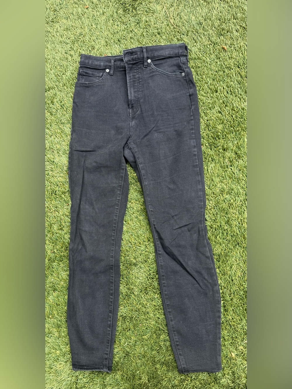 Everlane black skinny jean